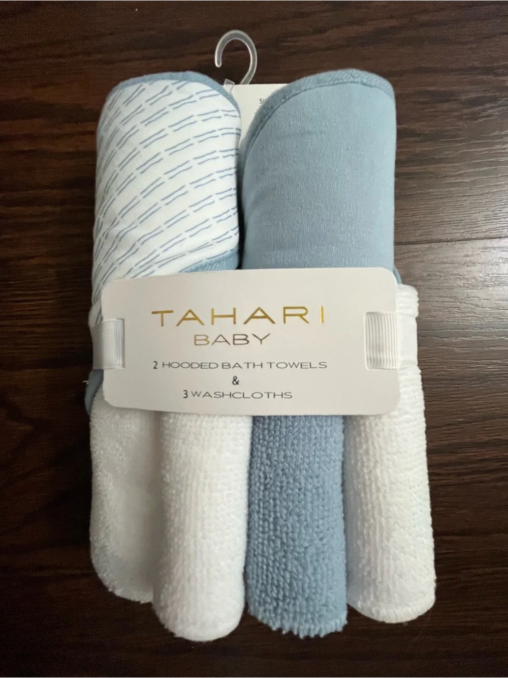 Tahari White Baby Hooded Bath Towels & Washcloths Set